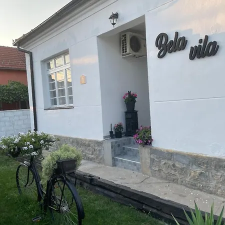 Villa Bela *
