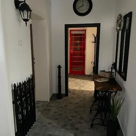 Bela Villa *